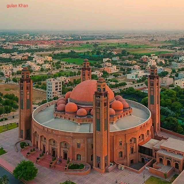 Bahria Mosque — Bahria Orchard